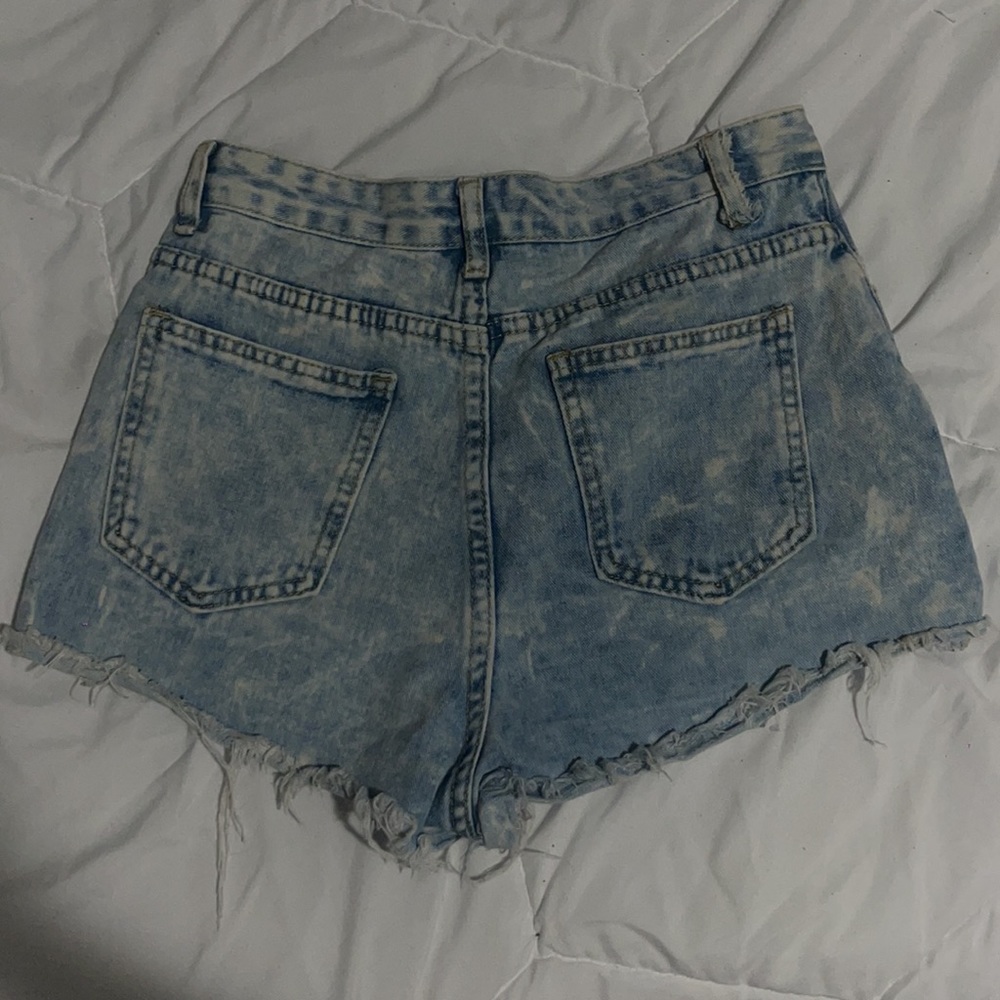 Distressed shorts